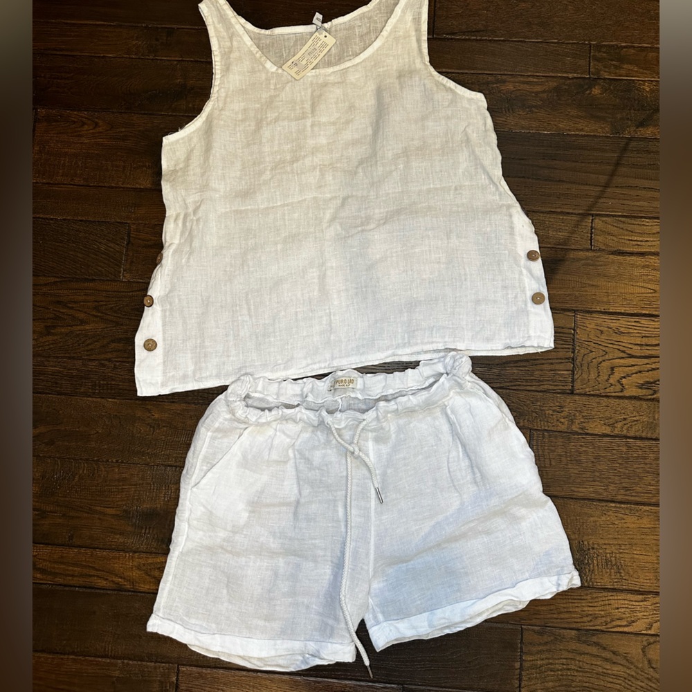 Puro lino size S-M . New white linen set (short and t shirt)